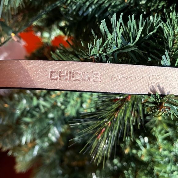 CHICO’S Adjustable Metalwork Hook Clasp Belt - Picture 10 of 11